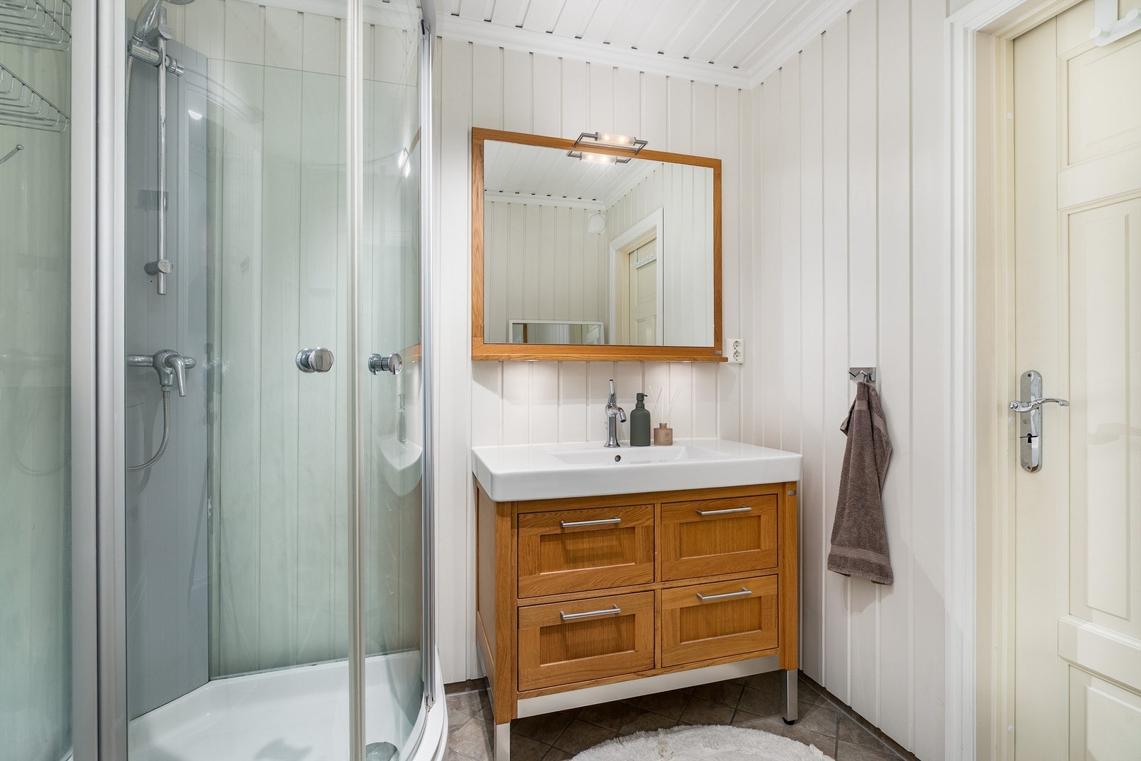 Hybelens bad ble pusset opp i 2007. Galleribilde