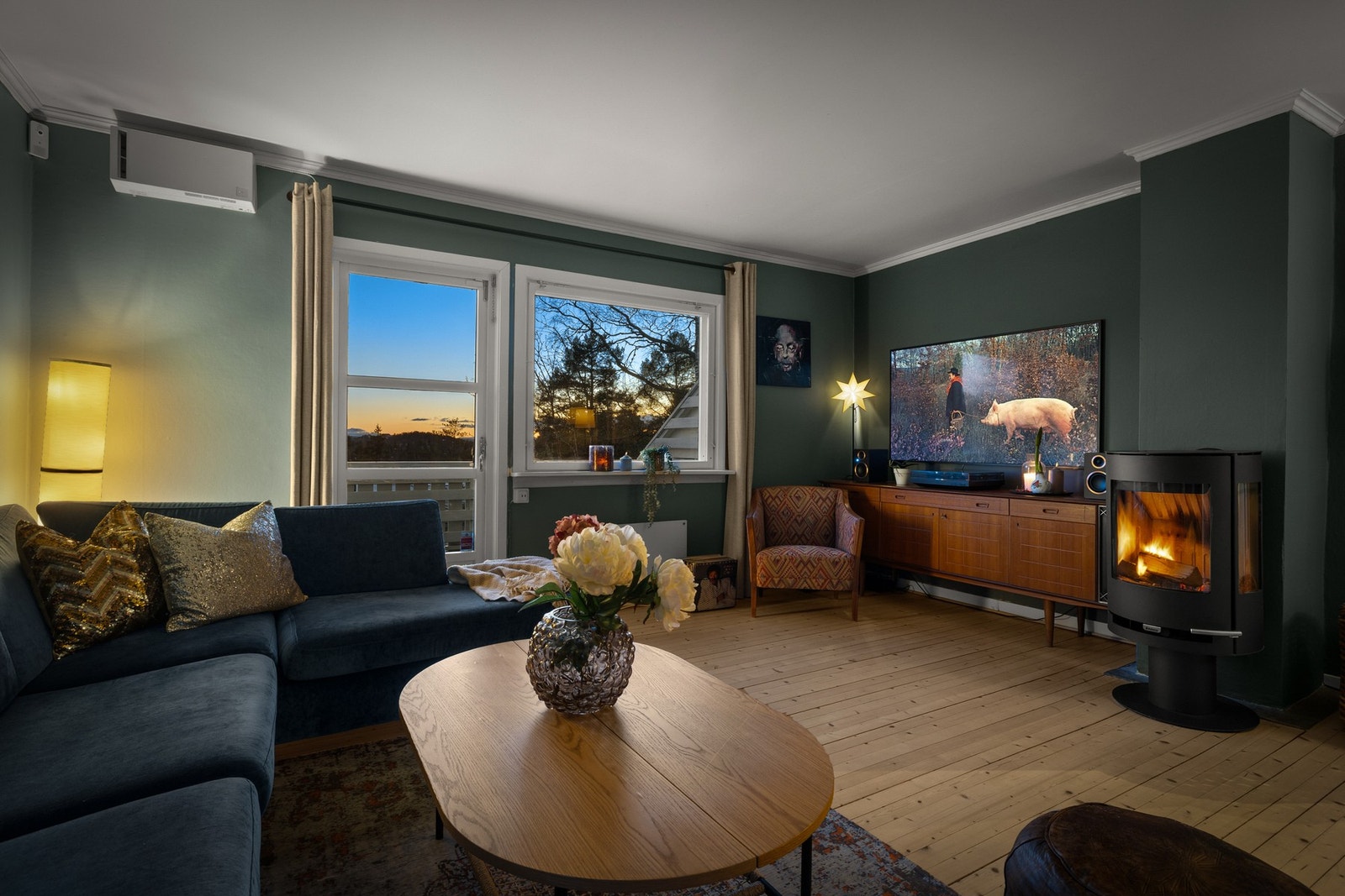 Ny peisovn fra 2024 gir både varme og atmosfære. Galleribilde