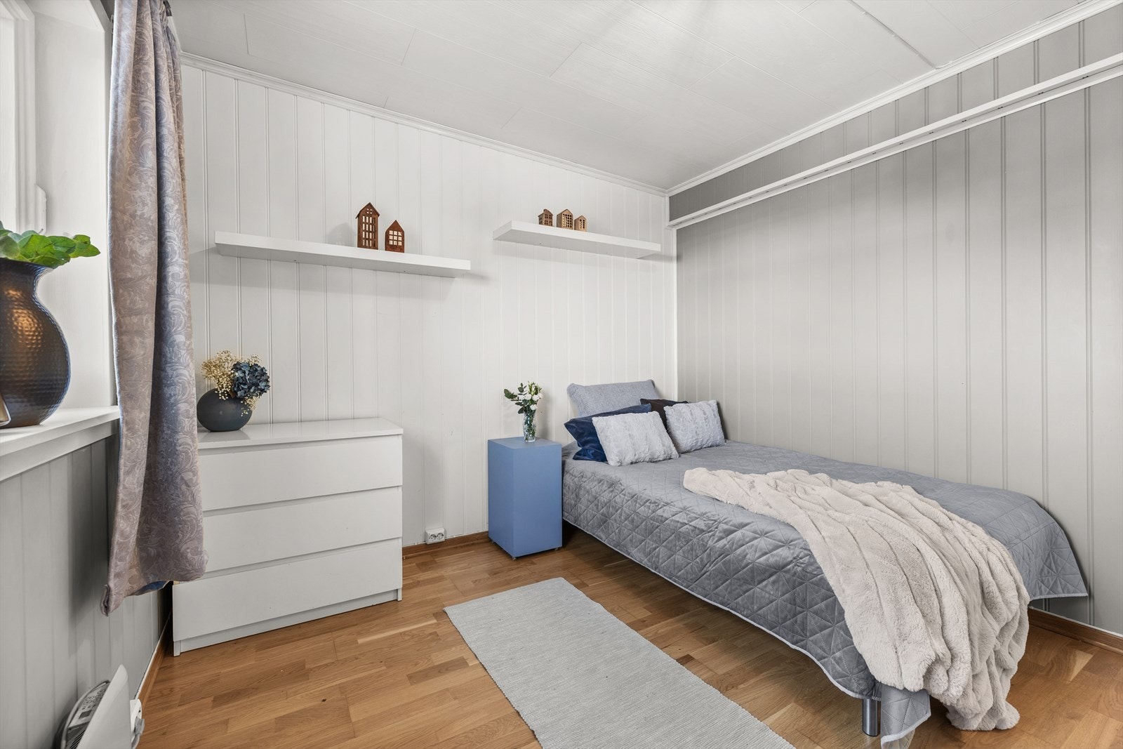 Rommets størrelse gir gode innredningsmuligheter. Galleribilde