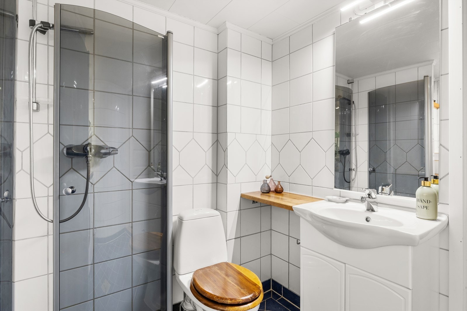 Tidligere vaskerom som er omgjort til bad. Galleribilde