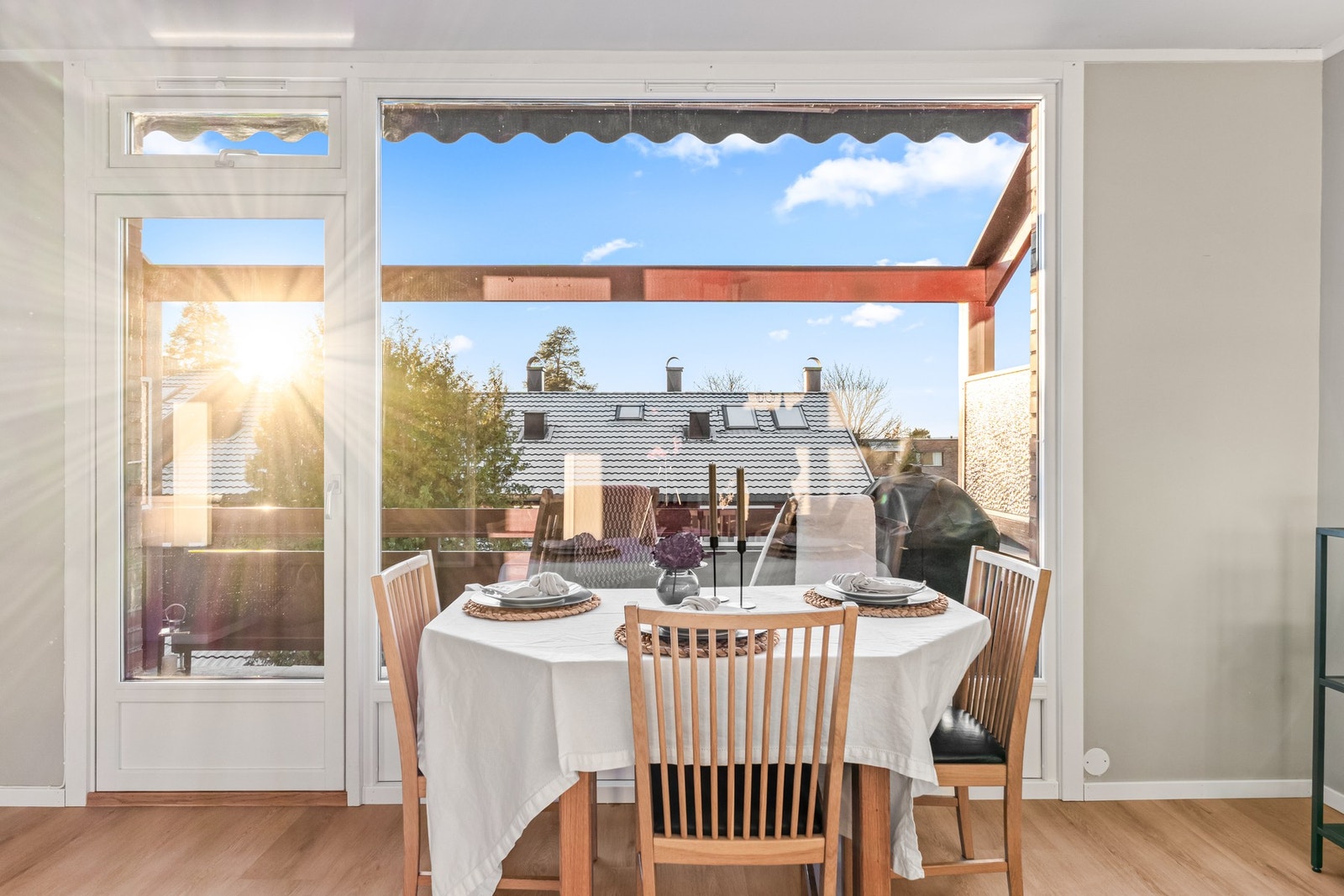 Usjenert leilighet med lite innsyn Galleribilde