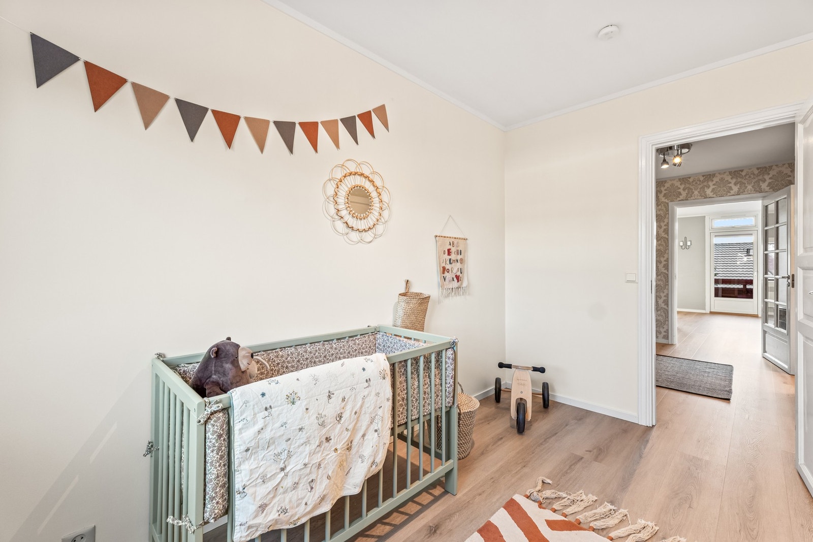 Nye gulv på soverommet fra 2025 Galleribilde