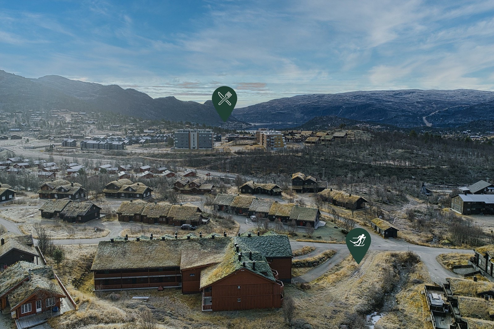 Avstanden ned til sentrum og til skiløype. Galleribilde