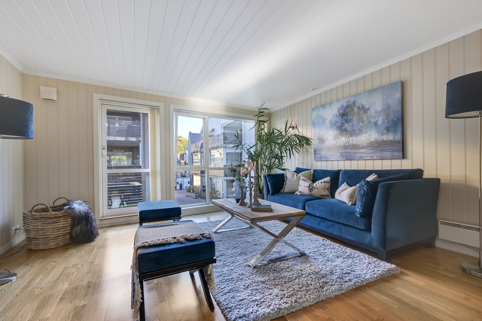 God plass til å innrede med et hyggelig sofamøblement. Galleribilde