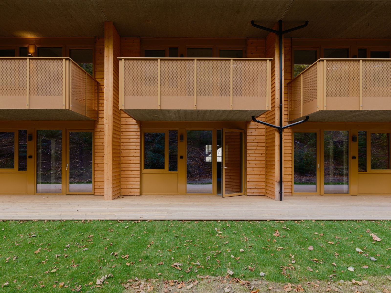 Kontaktpunkt for strøm samt utebelysning Galleribilde