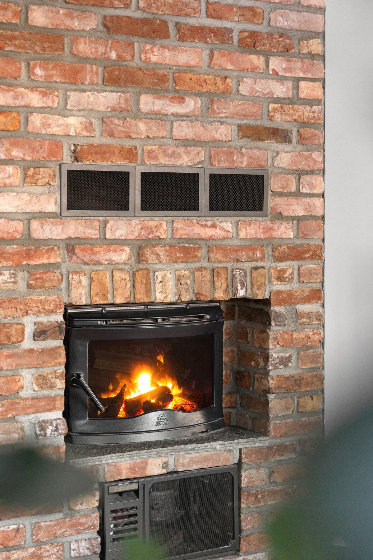 EIE | Detaljer Galleribilde