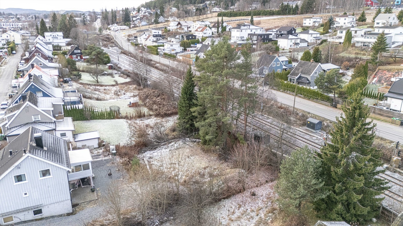 Her bor du i et veletablert og barnevennlig nabolag med nærhet til skoler, barnehage og fritidsaktiviteter. Galleribilde