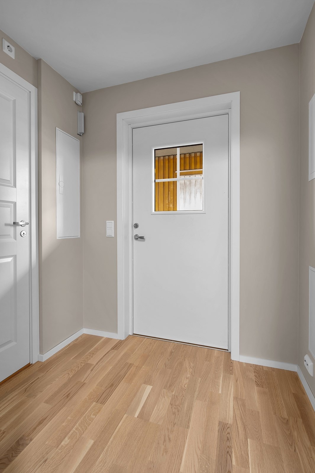 Vindfang/entré Galleribilde