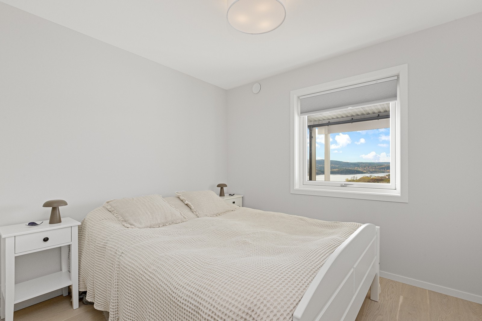 Soverom nr. 2 Galleribilde