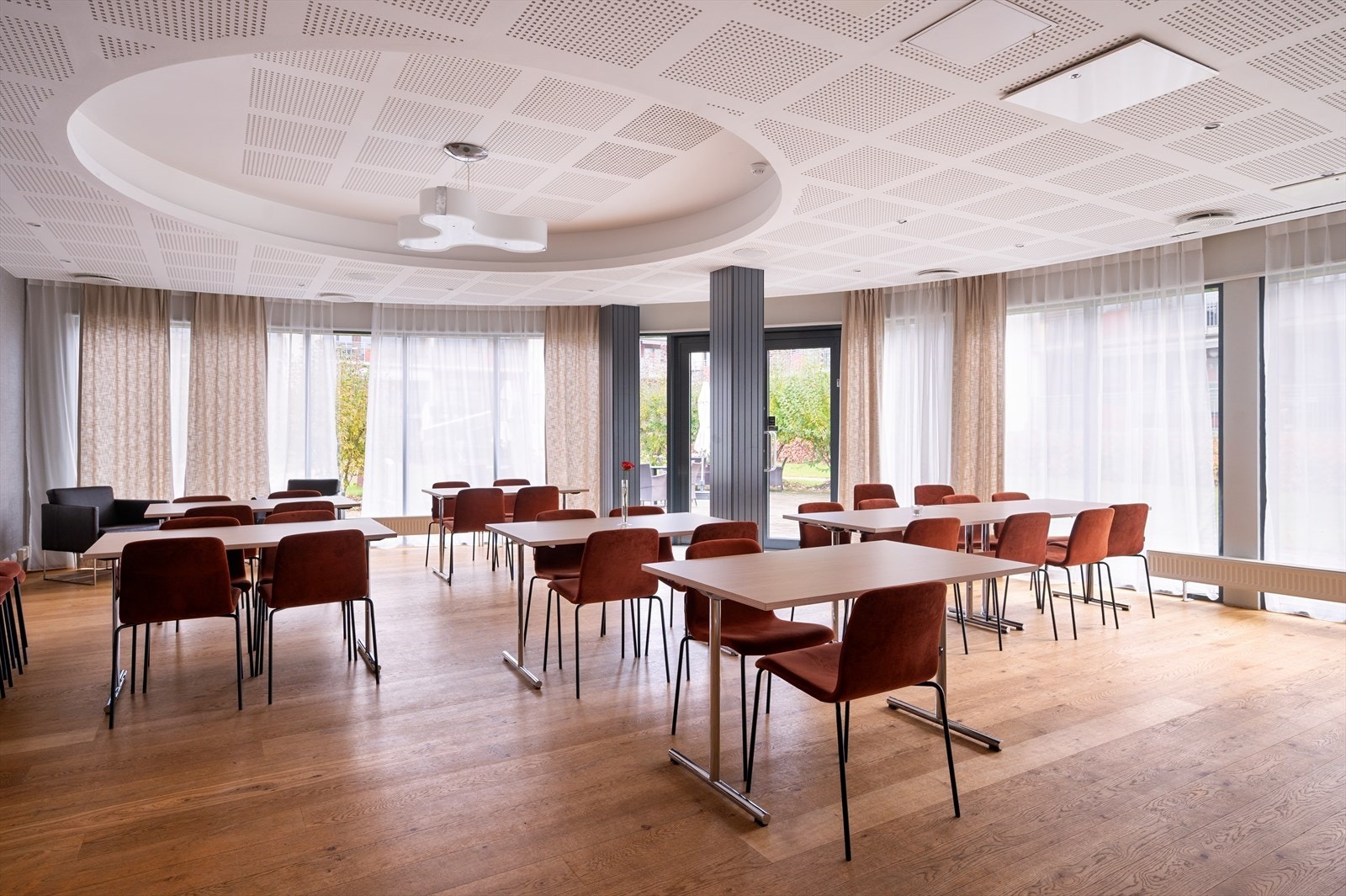 Her har du tilgang til romslige og flotte fellesområder som er betjent med hyggelig vertskap som bidrar til å forenkle beboernes hverdag. Galleribilde