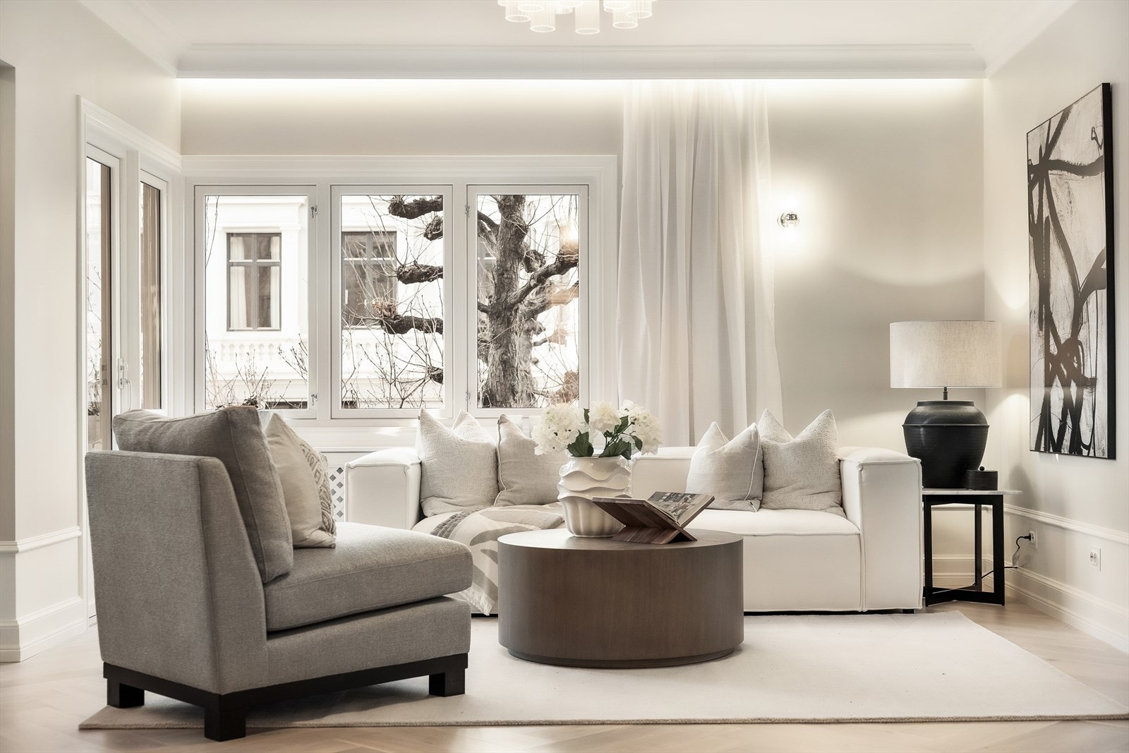 Boligen ble totaloppusset i 2025 med fokus på kvalitet, komfort og tidløs design. Galleribilde