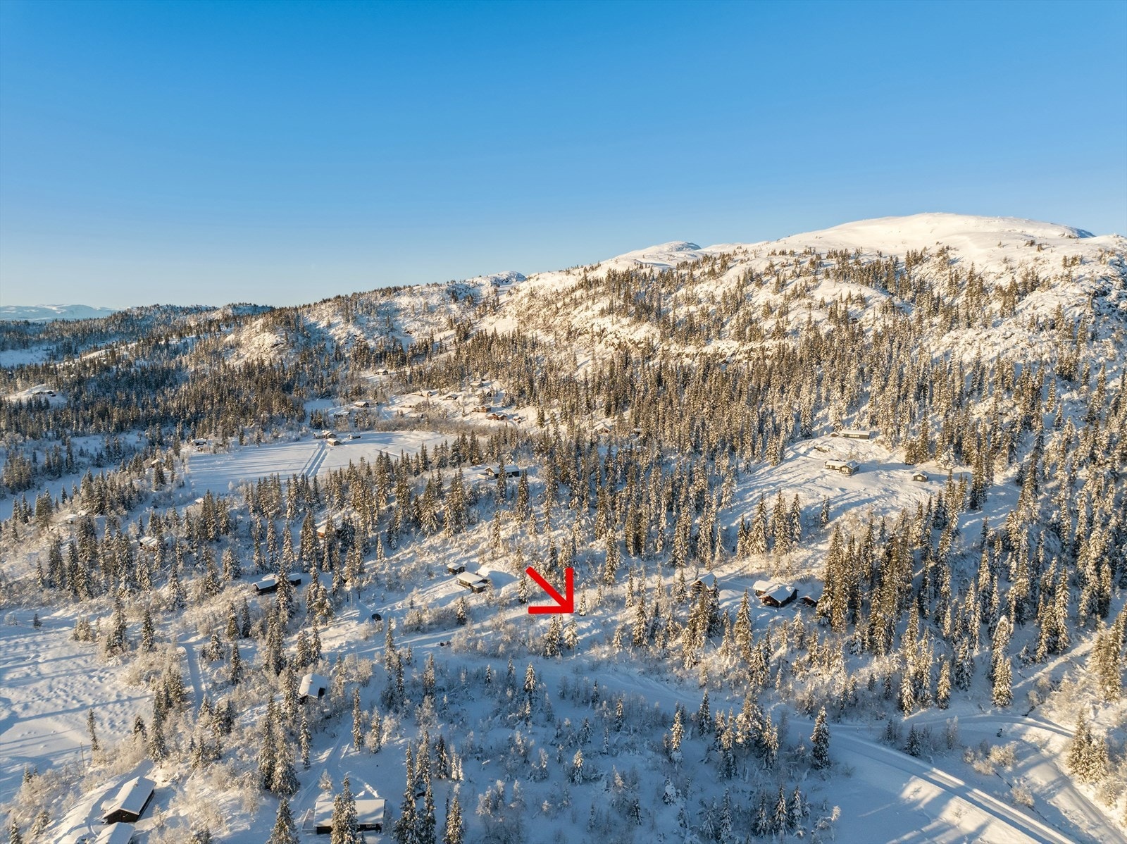 Ønsker du deg en fritidseiendom i stille og fredelige omgivelser omgitt av vakker natur og et utalls turmuligheter? Da bør du ta turen til Aurdalsåsen og Skålemyre. Galleribilde