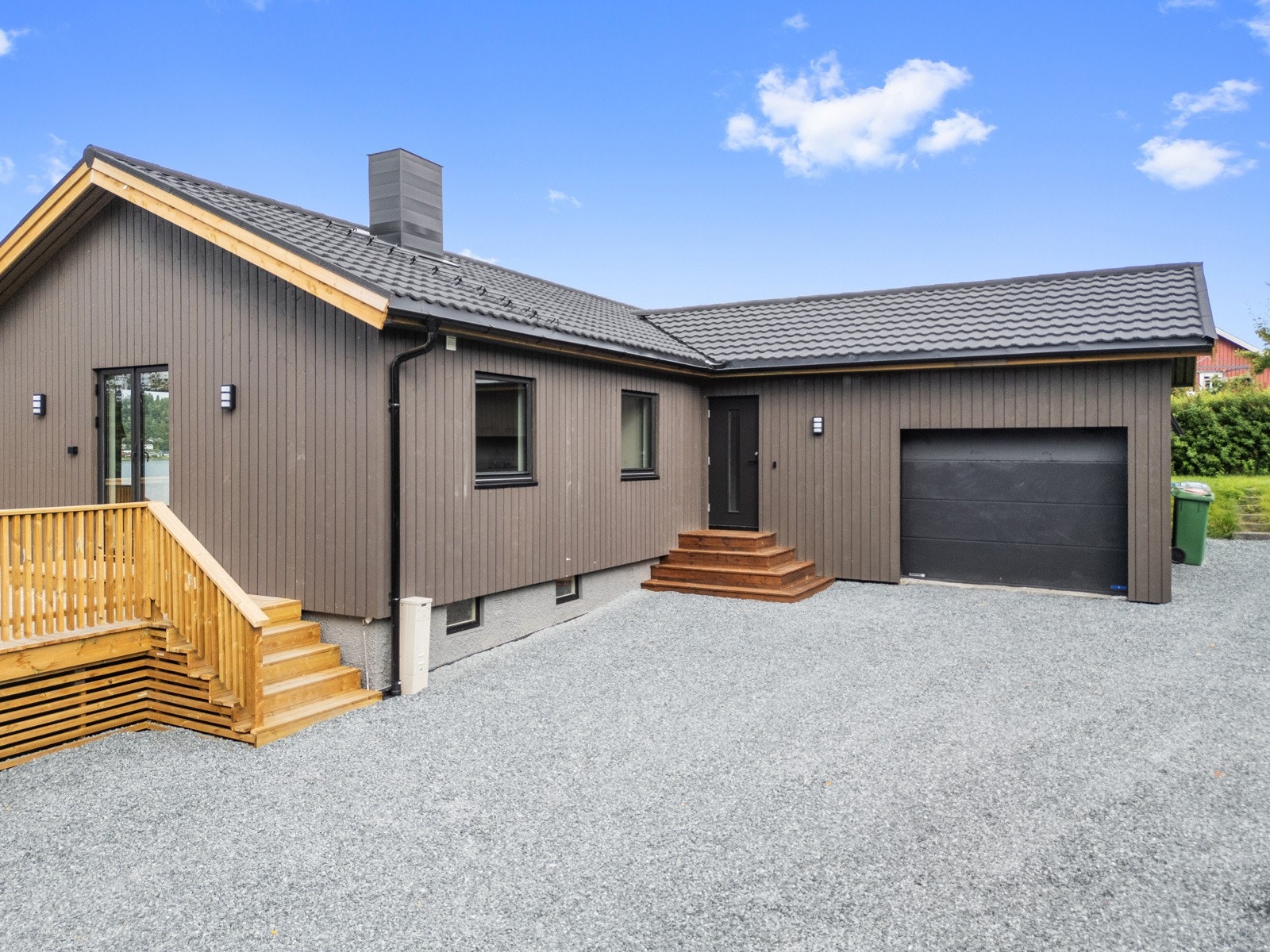 Pent opparbeidet uteområde. Galleribilde