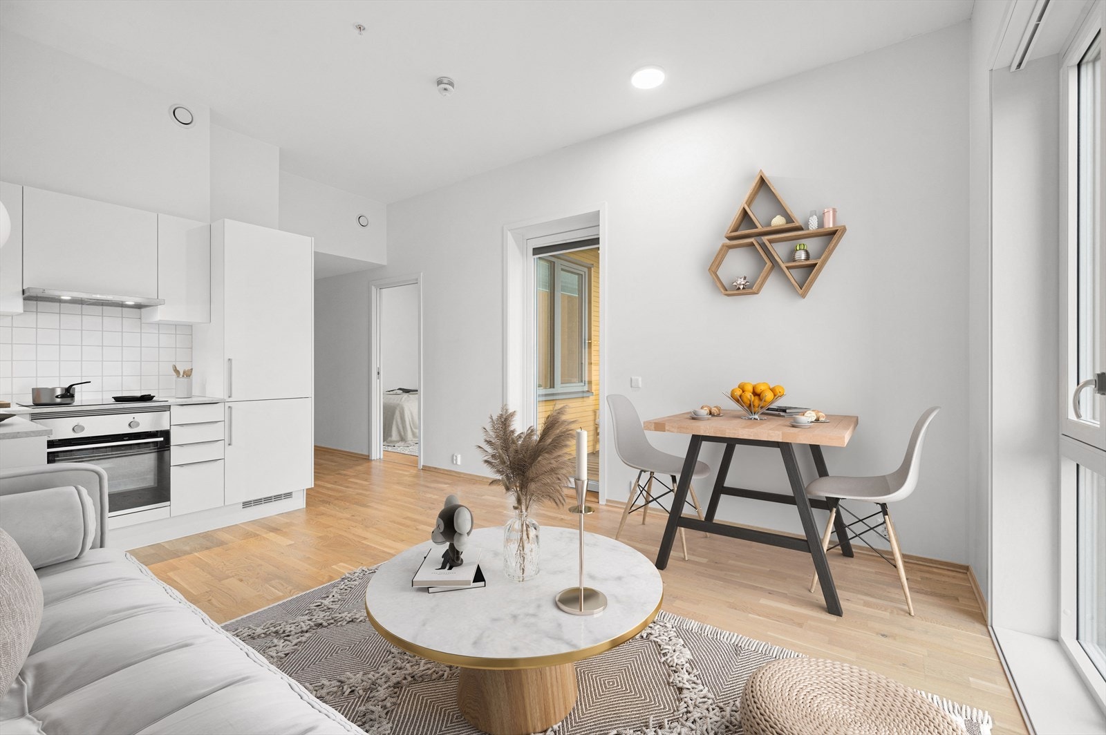 Heimdal Eiendomsmegling v/ Håvard Malm ønsker velkommen til Lerkvegen 29! Bildet er digitalt møblert. Galleribilde