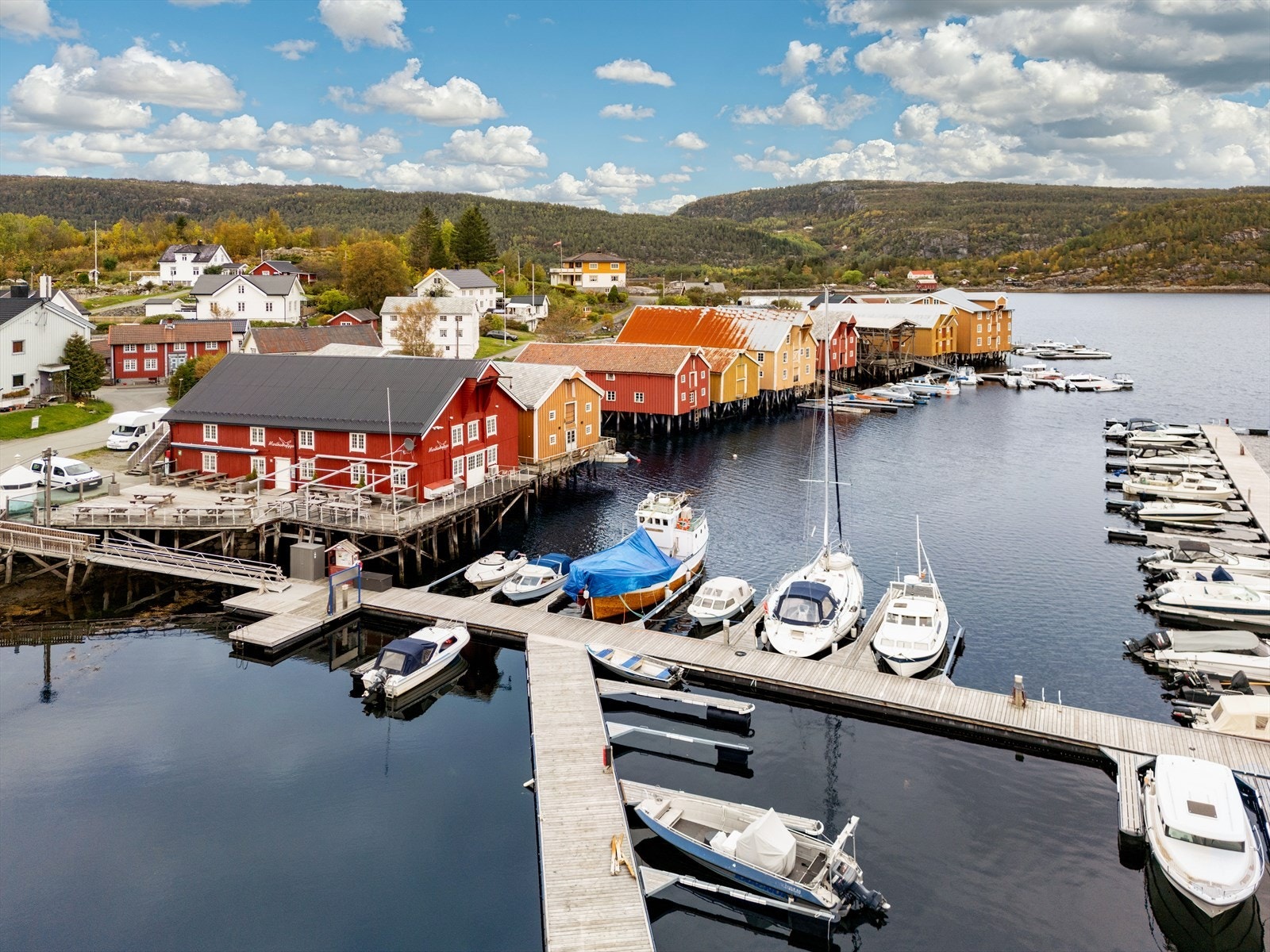 Ta kontakt ved flere spørsmål. Velkommen! Galleribilde