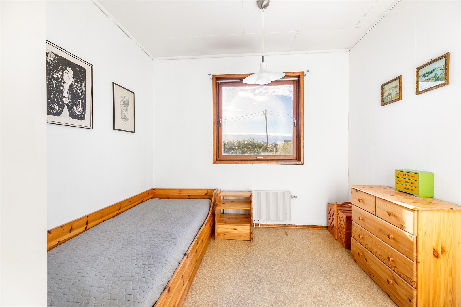 To soverom er velfungerende som barnerom, deriblant dette på ca. 8,5 kvm. Galleribilde