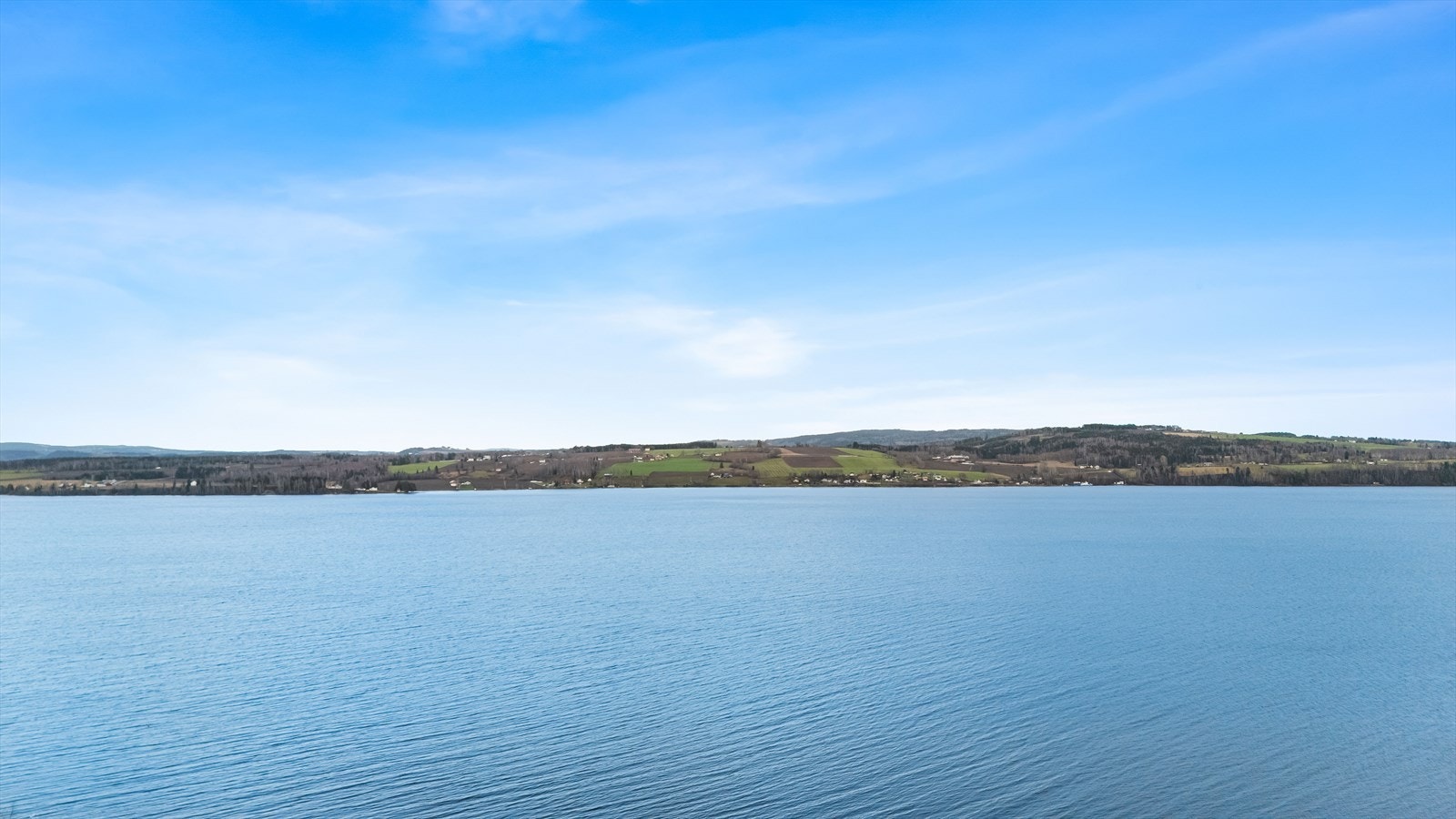 "Samma å'n bor henn, bære'n ser Mjøsa" Galleribilde