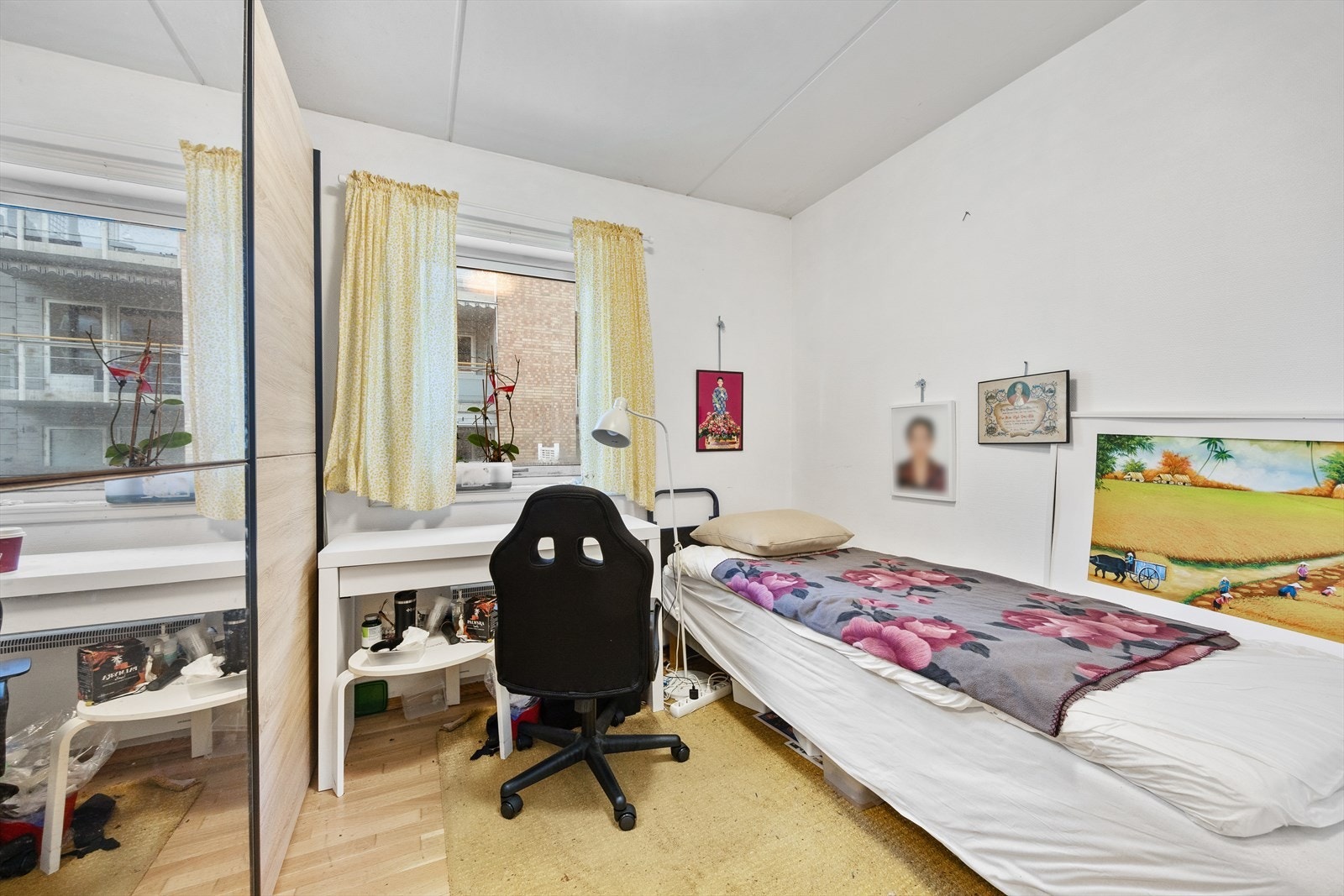 Soverom 2 egner seg godt som barnerom, gjesterom eller kontor. Galleribilde