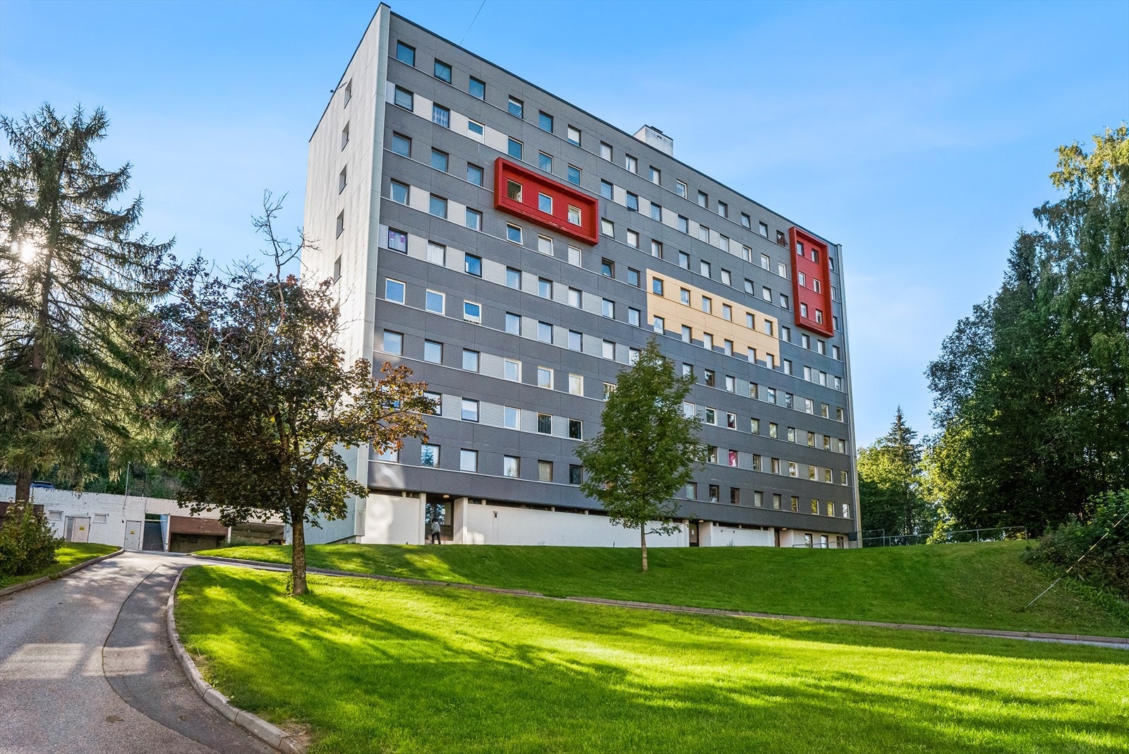 Byggets fasade sett fra baksiden. Galleribilde