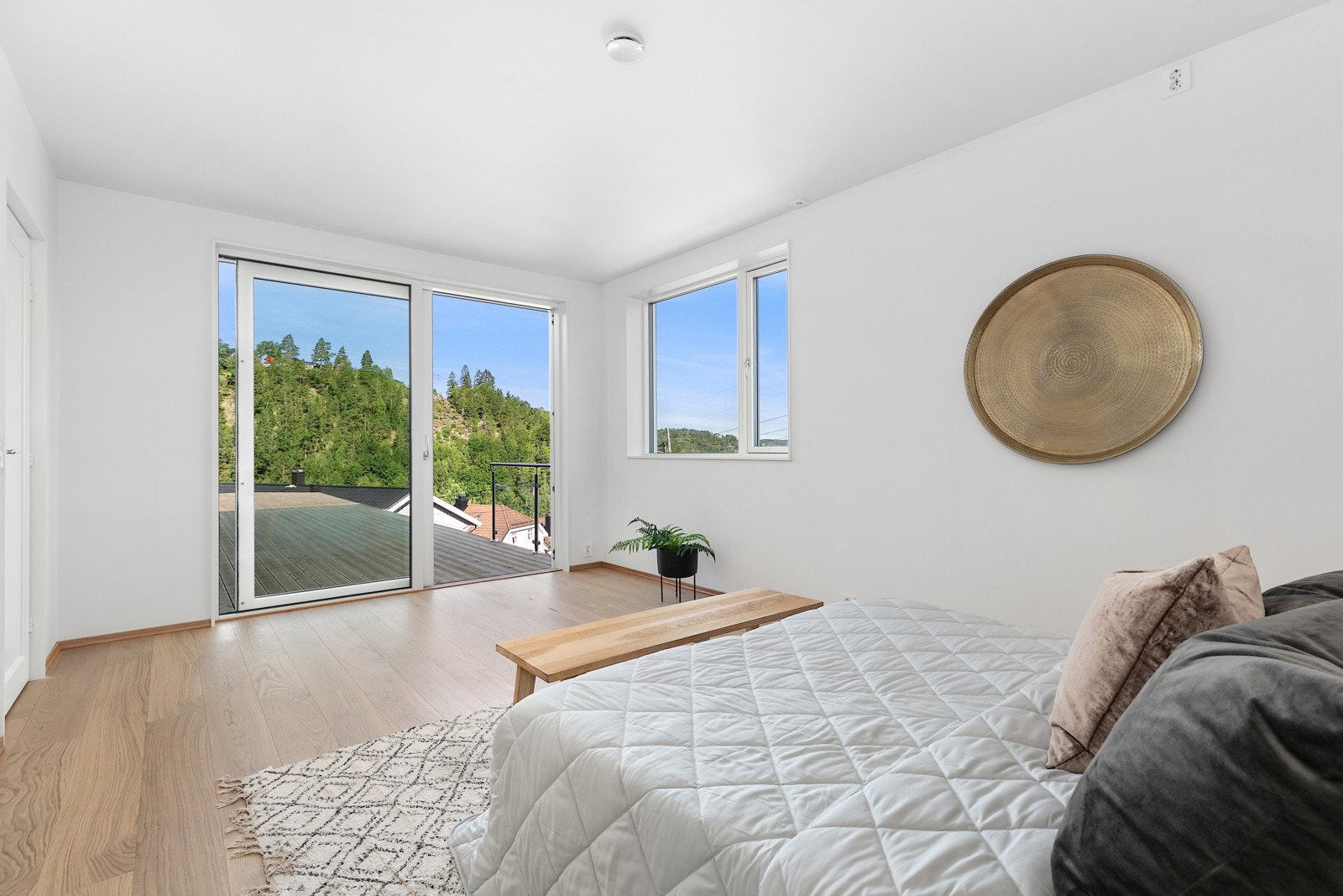 Skyvedør til terrassen ut fra soverom 1 Galleribilde