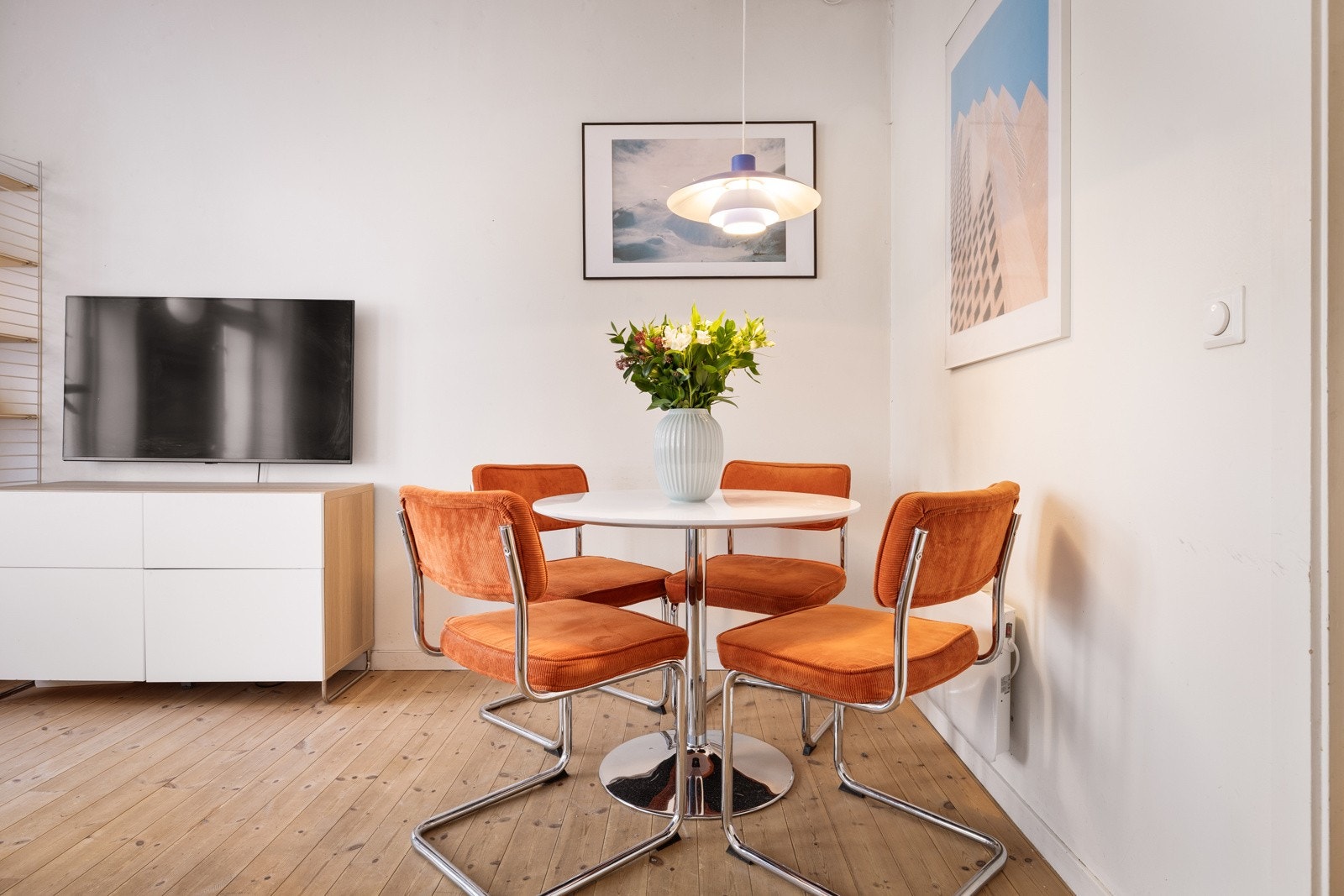 God plass til spisebord Galleribilde