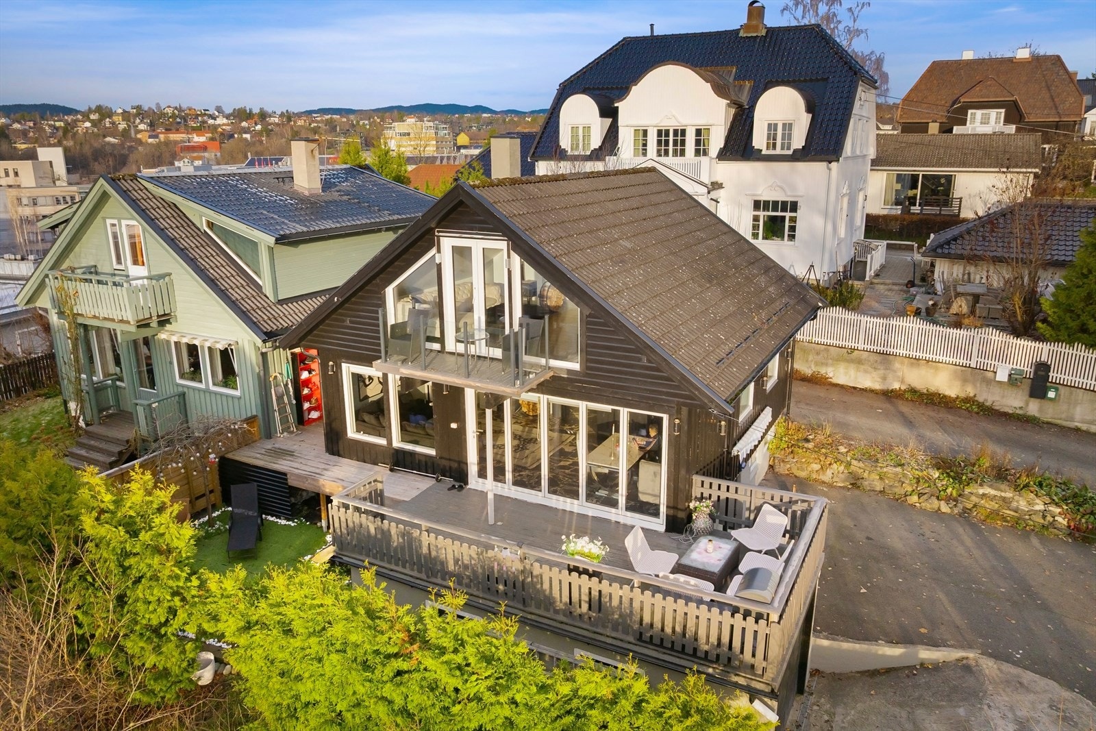 Velkommen til en moderne kjedet enebolig med sentral beliggenhet! Galleribilde