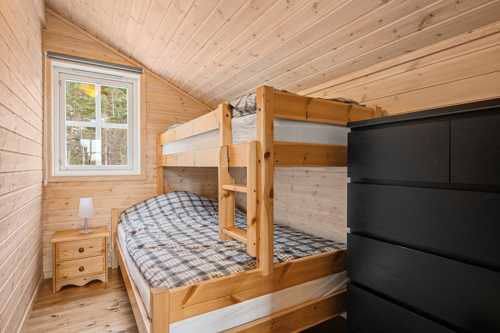 Soverom nr 5. Galleribilde