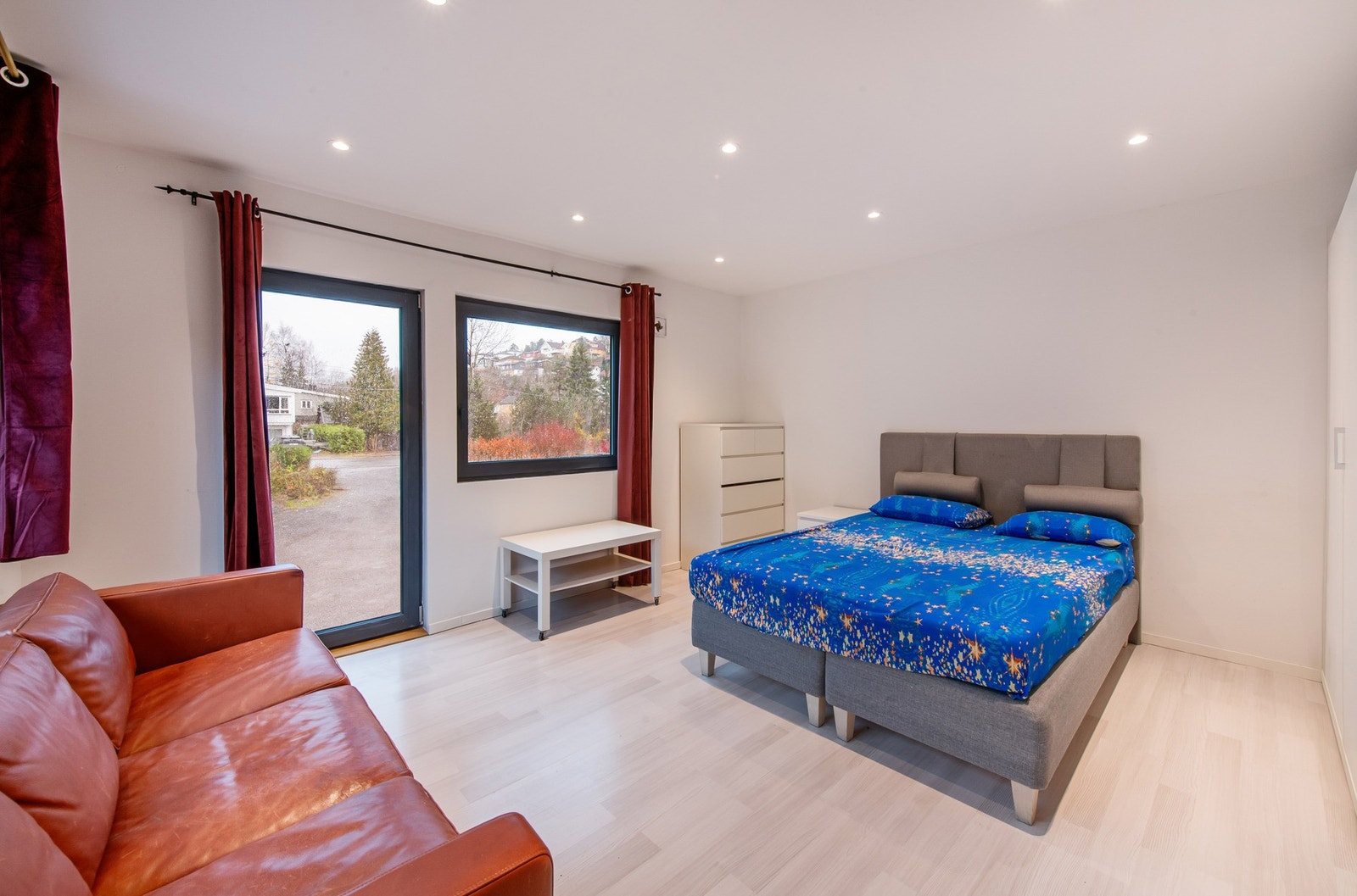 Stue/soverom 2. etasje, ca. 18 kvm. Galleribilde