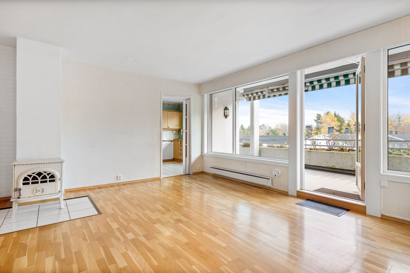 Stue med peisovn Galleribilde