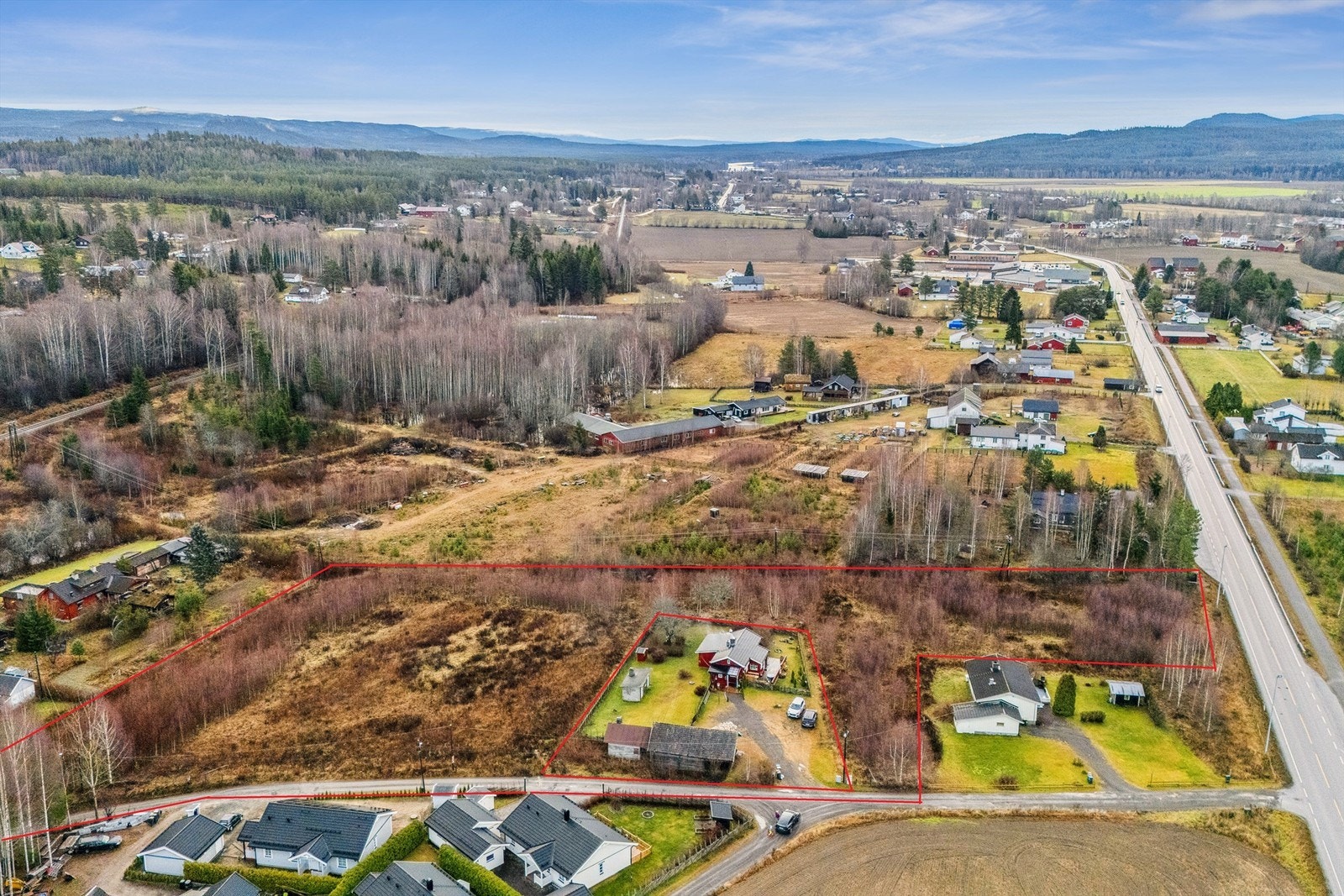 Mostuvegen 5. Ca. tomtegrenser. Galleribilde