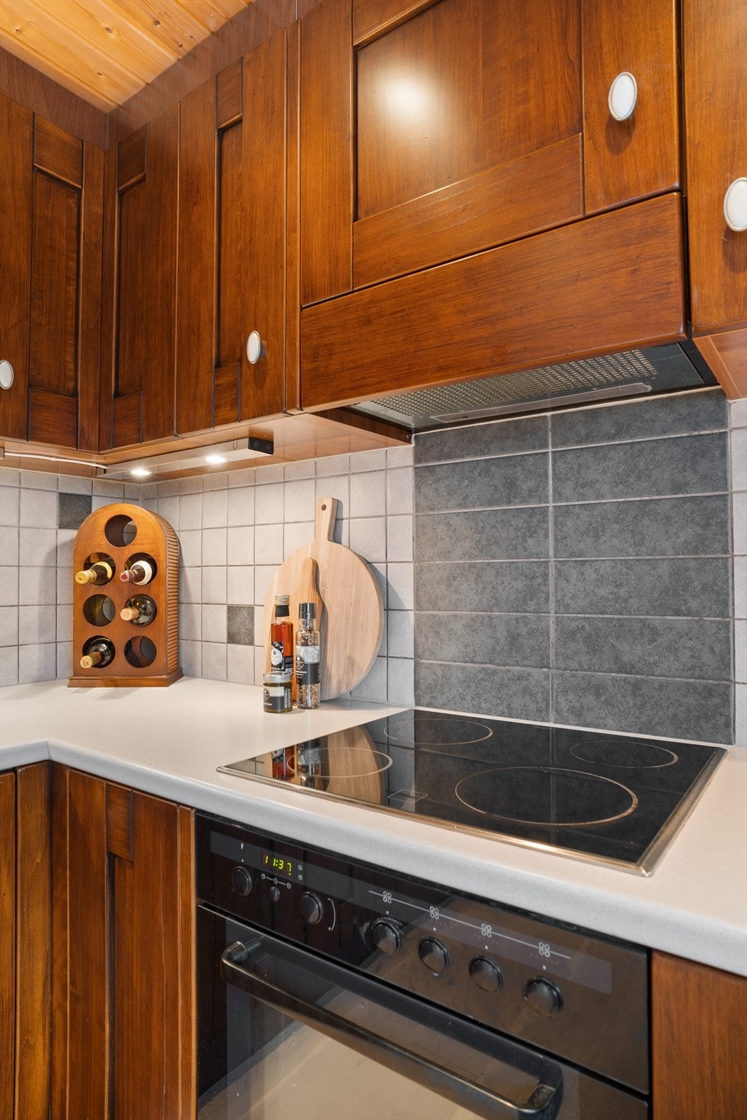 Fliser mellom over- og underskap Galleribilde