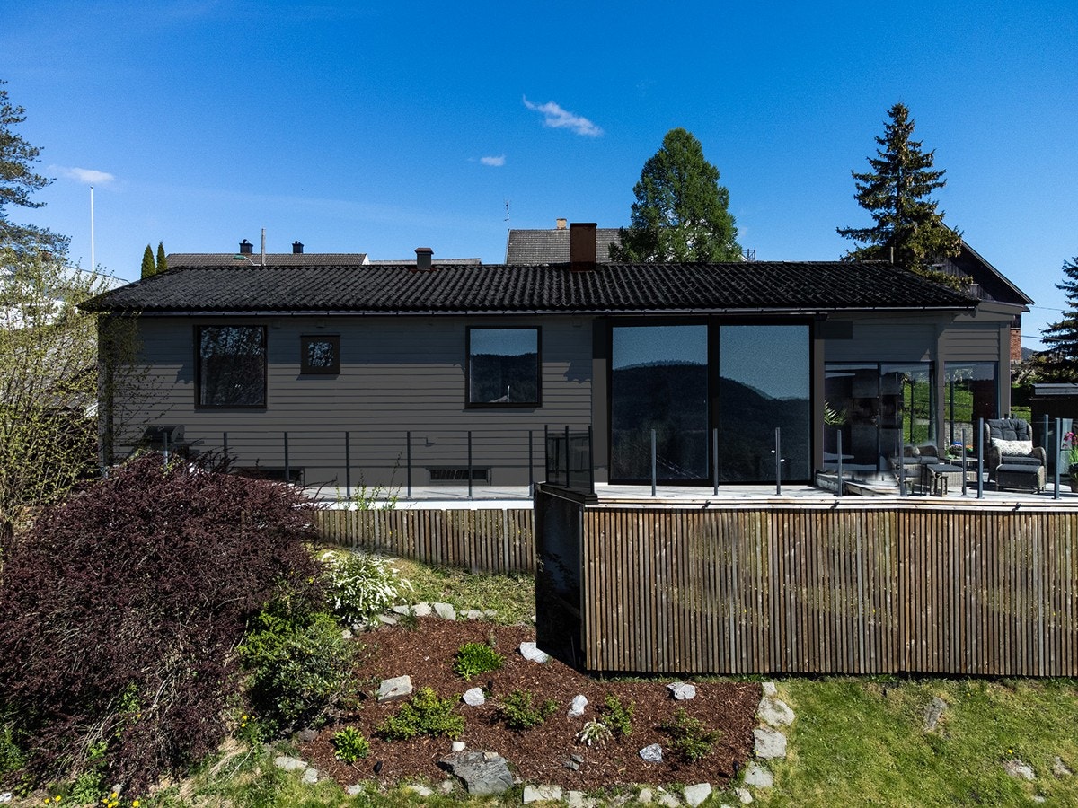 Illustrasjonsfoto - Ilen Terrasse 2 - mørk - selger bilde Galleribilde