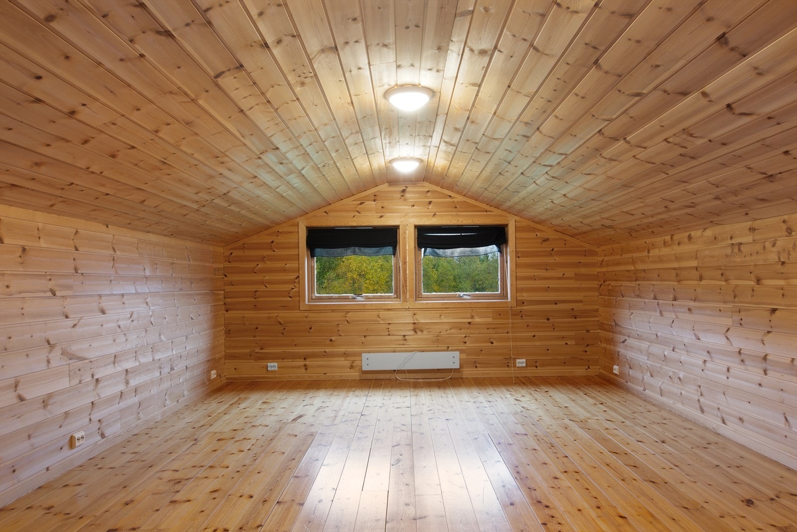 En drøm for den tallrike familien eller for de som elsker å ha venner på overnatting. Soverom/allrom 3. Galleribilde