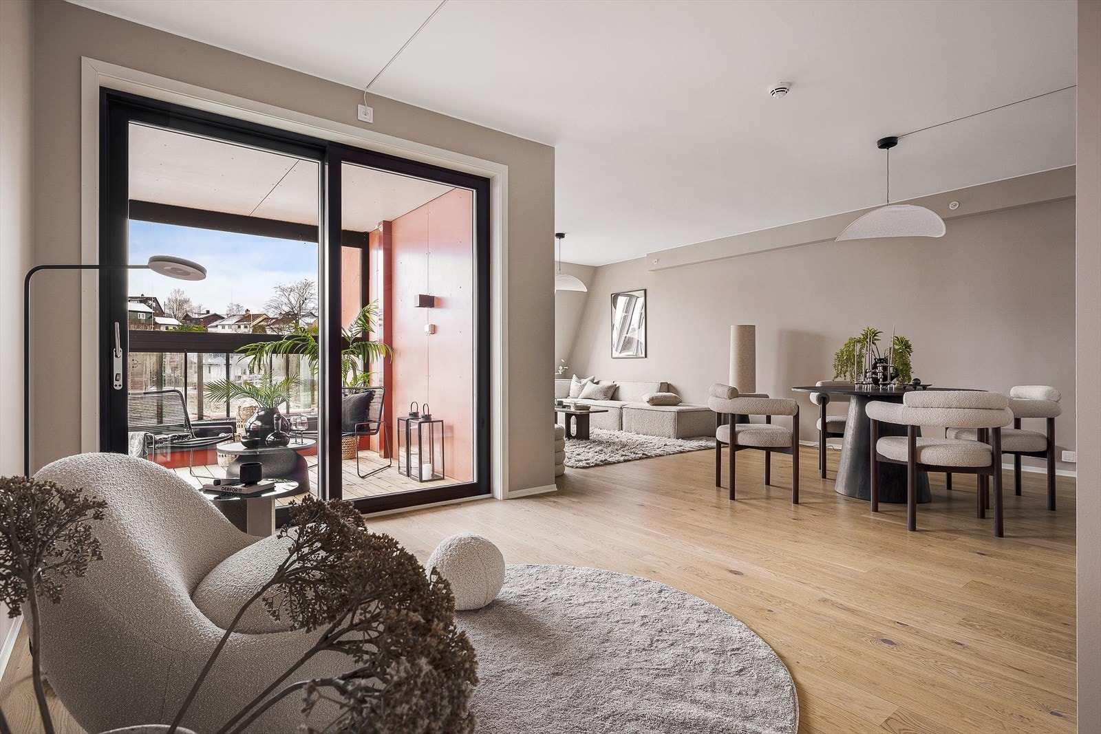 Velkommen til Apeltunvegen 2F presentert av Fana Sparebank Eiendom v/ Isaac Dahlin og Atle Seim Galleribilde