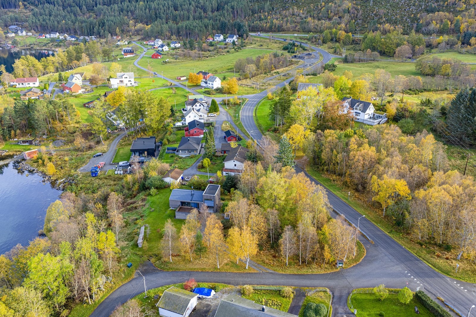 Tomten ligger i et etablert boligområde Galleribilde