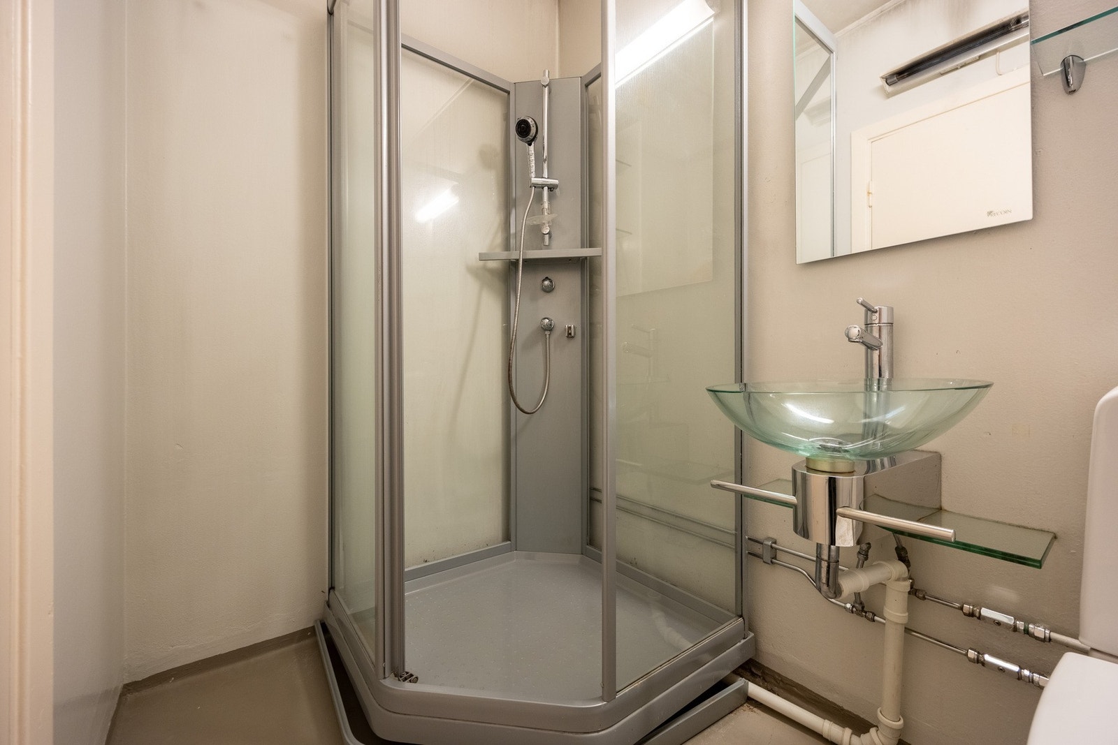 Eldre bad med behov for rehabilitering. Galleribilde