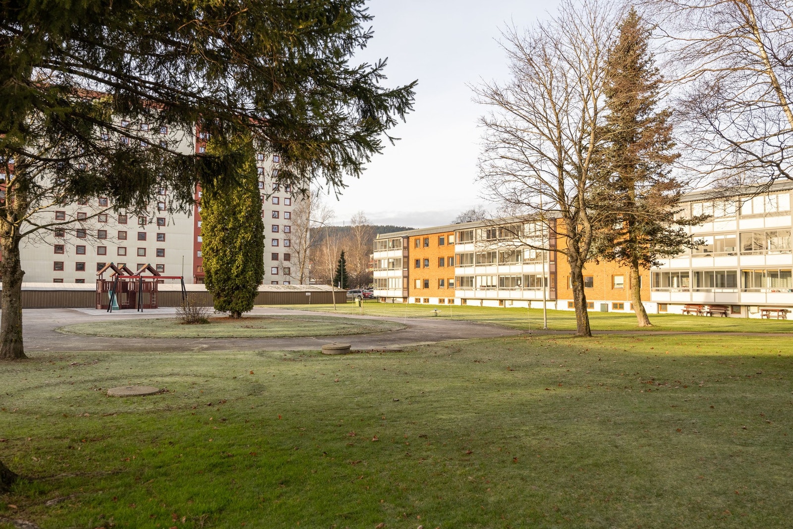 Bakkely borettslag har en rolig og tilbaketrukket beliggenhet i et veletablert boligområde. Galleribilde