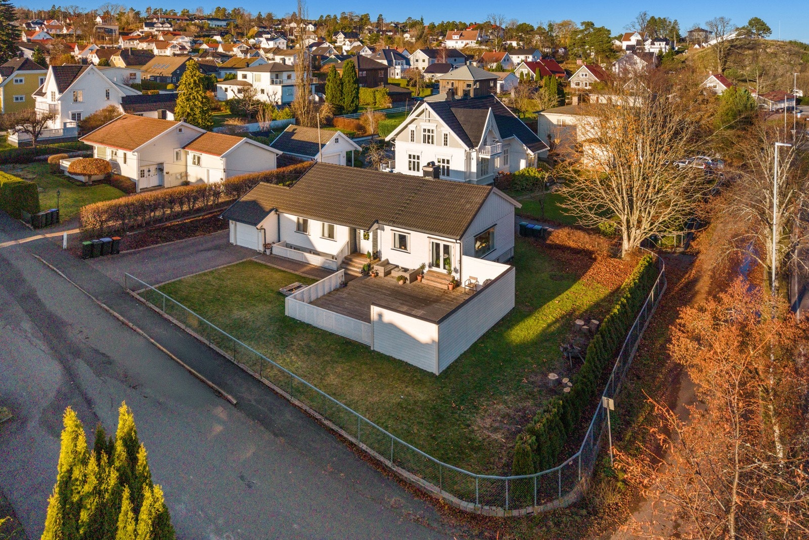 Knausveien 20 - Presentert av Jens Roland Pettersen i Bakke Sørvik &Partners Galleribilde