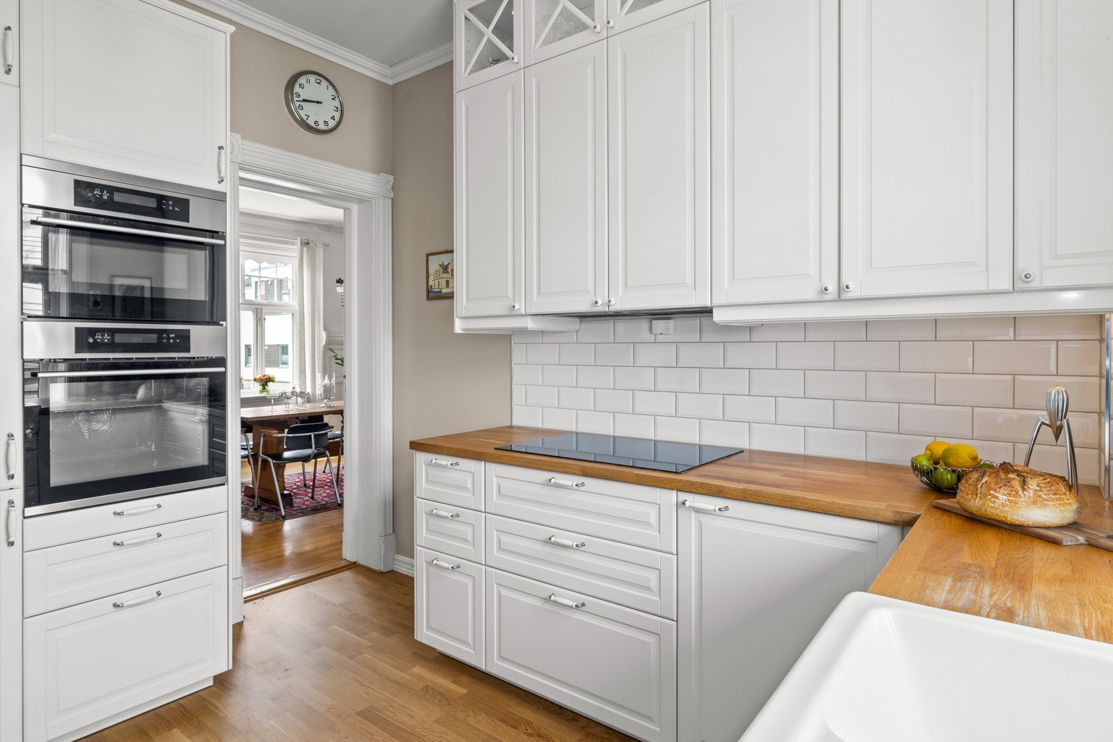 Kjøkkenet er nytt etter at nåværende eier flyttet inn. Galleribilde