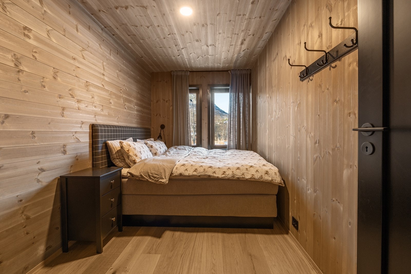 Soverom i 1.etg - Totalt 3 soverom i 1.etg. Galleribilde