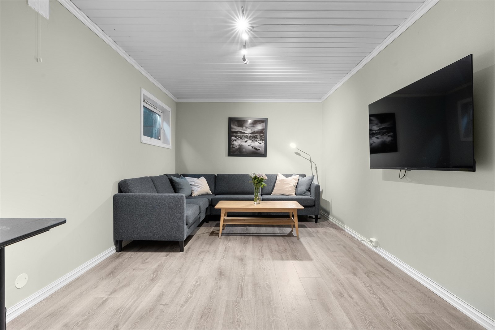 Det er satt inn rømningsvindu i rommet Galleribilde