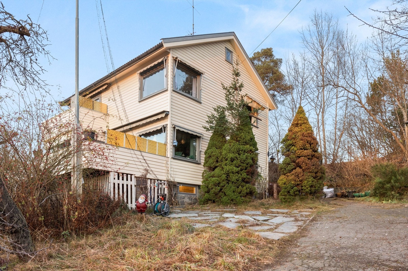 Velkommen til Ekebergveien 194C presentert av Hamdi Kaptan v/Krogsveen Nordstrand. Galleribilde