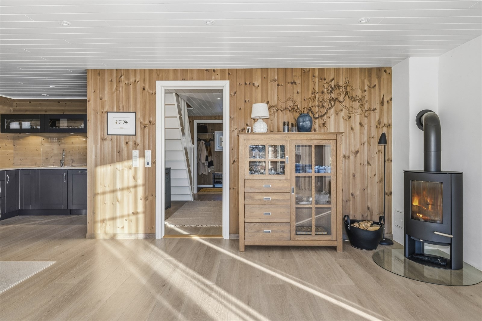 Stue mot gang Galleribilde