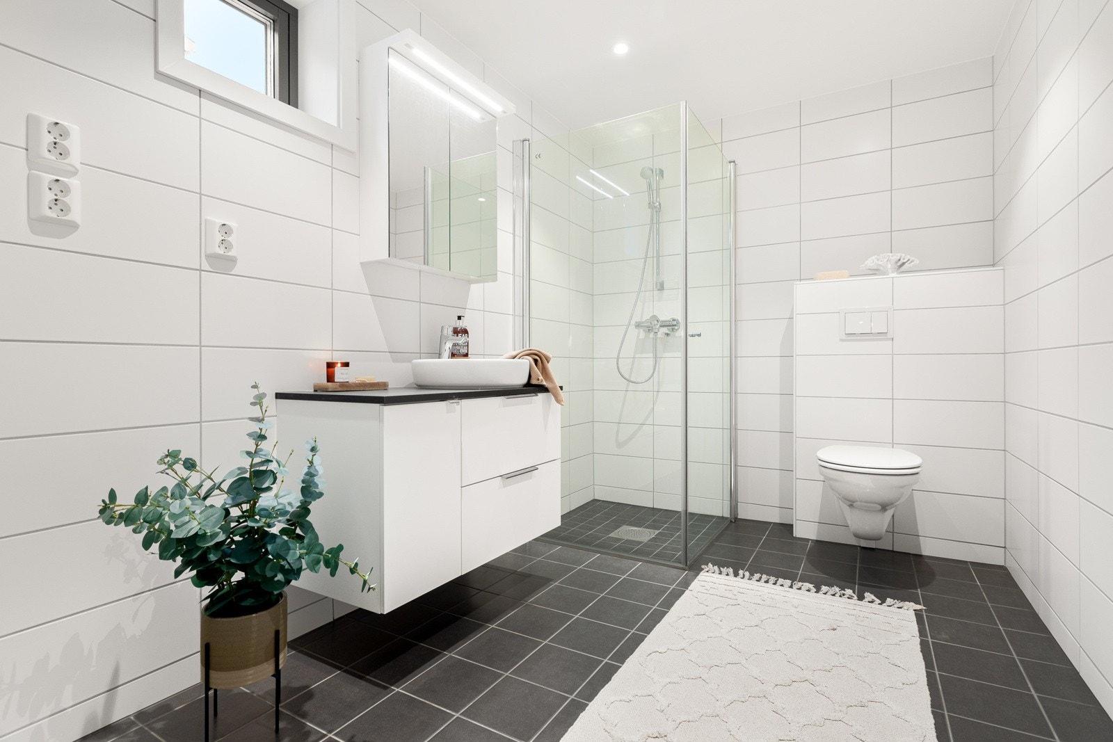 Bad/ vaskerom 1.etg. Galleribilde