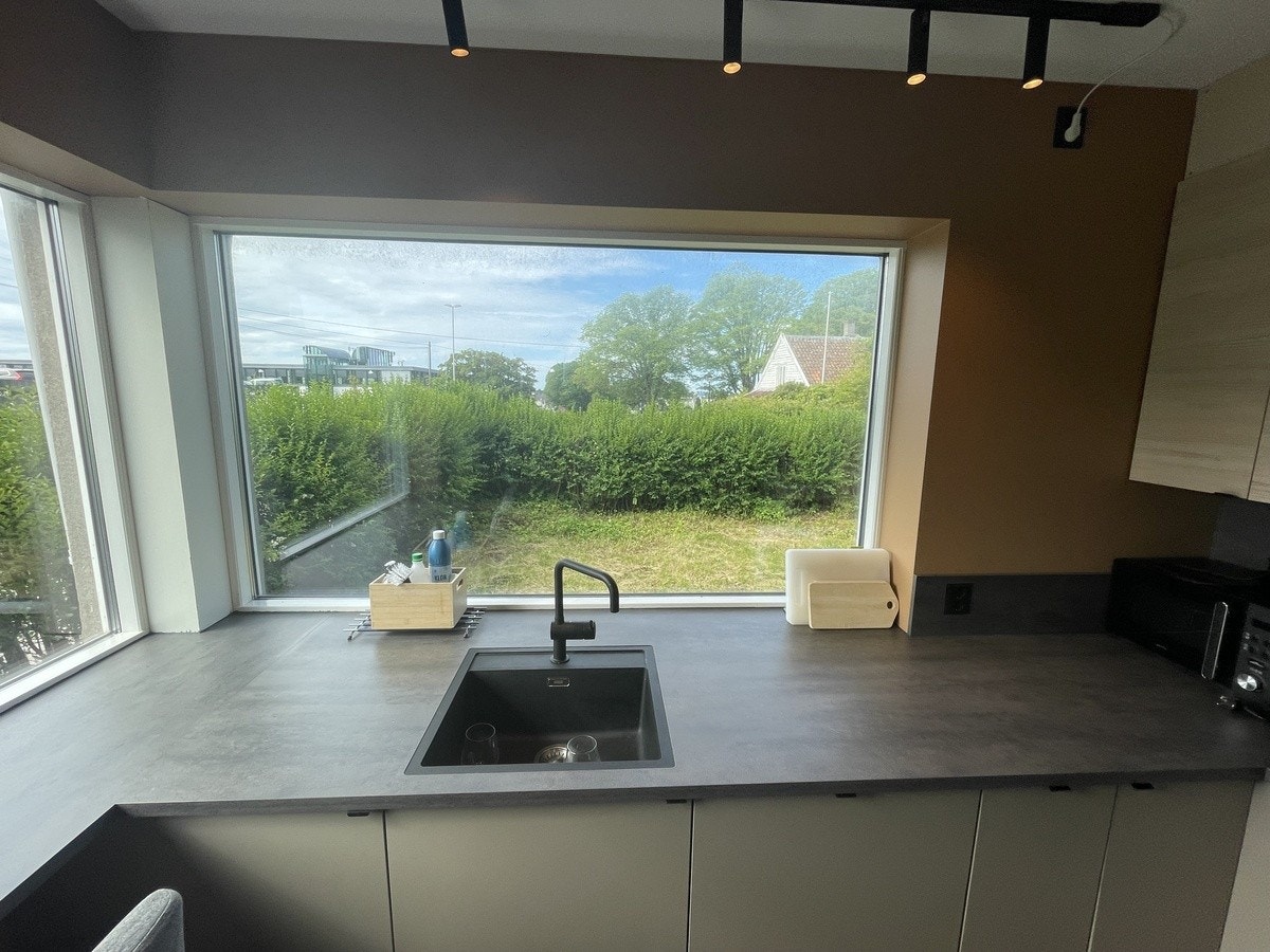 Ekstra dyp kjøkkenbenk Galleribilde