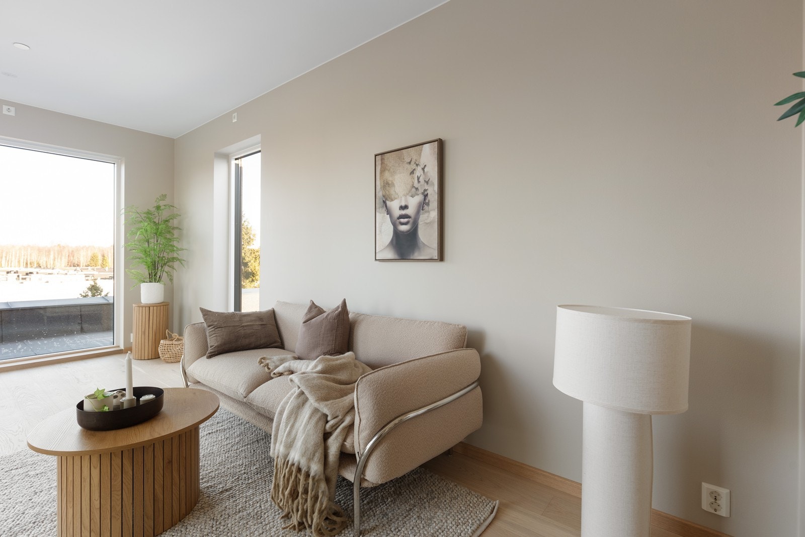 Et lyst og anvendelig rom med flere bruksmuligheter. Galleribilde