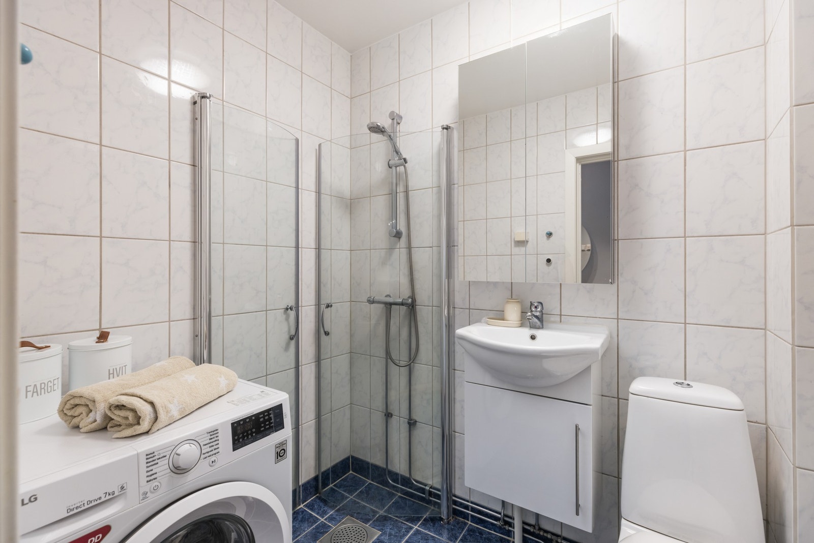 Flislagt bad fra 2002 Galleribilde