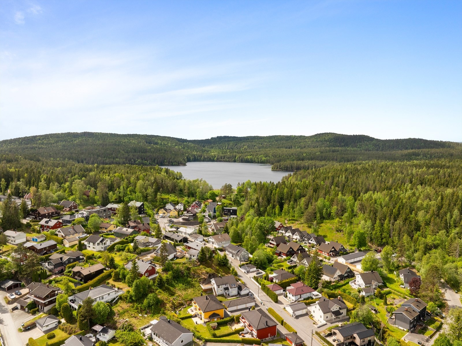 Kort vei til blant annet Lillomarka med flotte turmuligheter sommer som vinter. Galleribilde