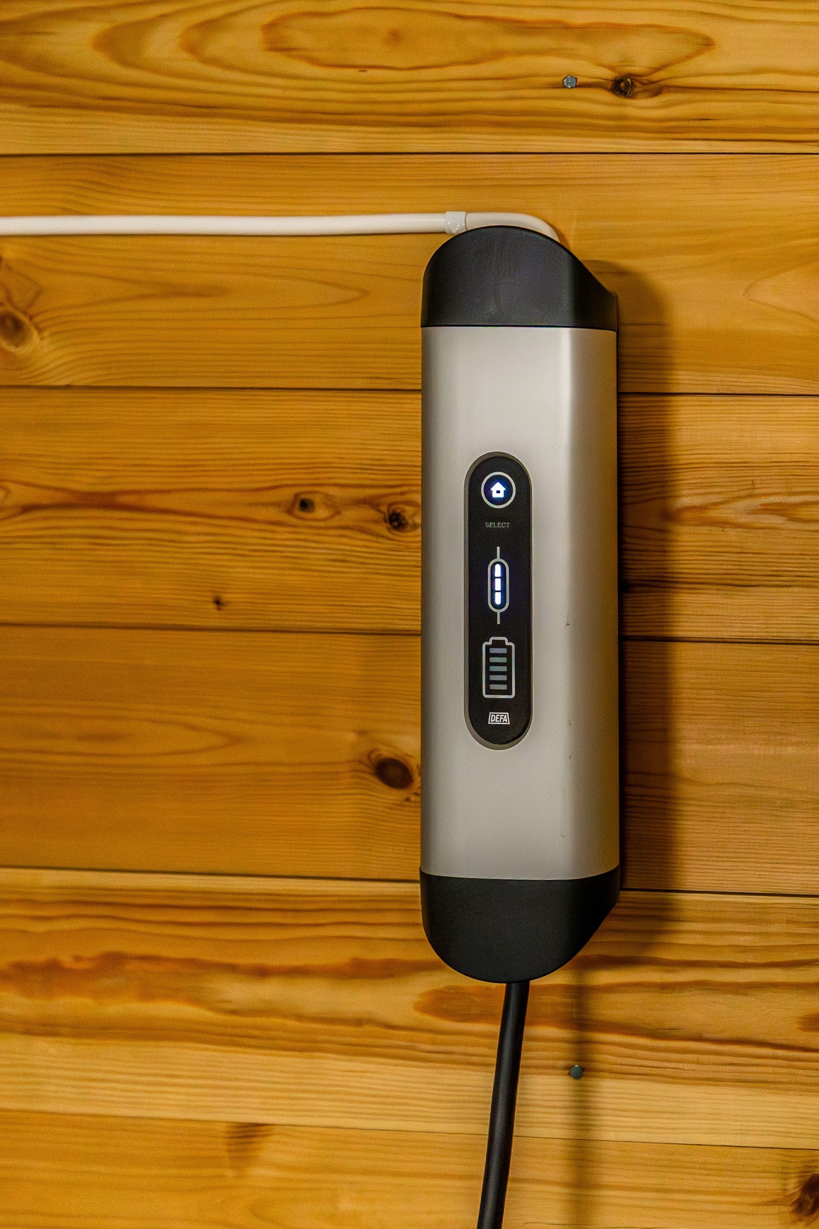 Nyinstallert elbillader medfølger Galleribilde