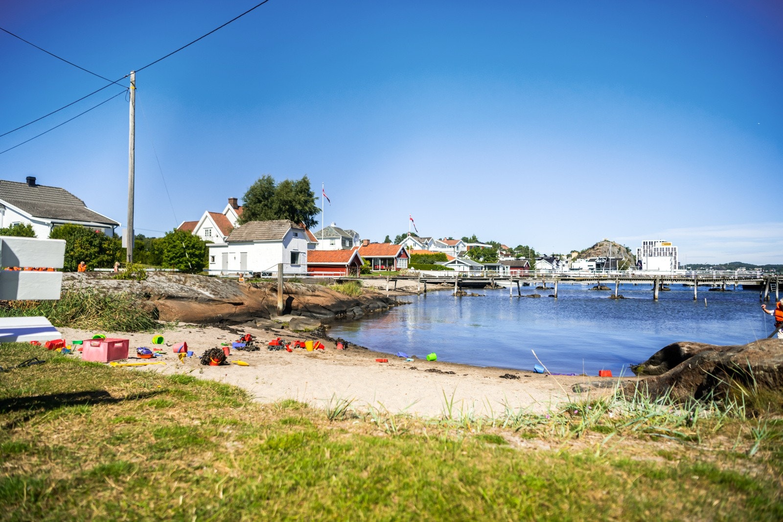 Nyt sommeren på stranden i Hystadstranda Galleribilde